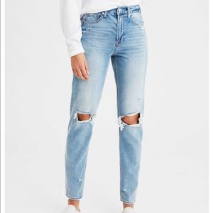 American Eagle Outfitters Mom Jeans